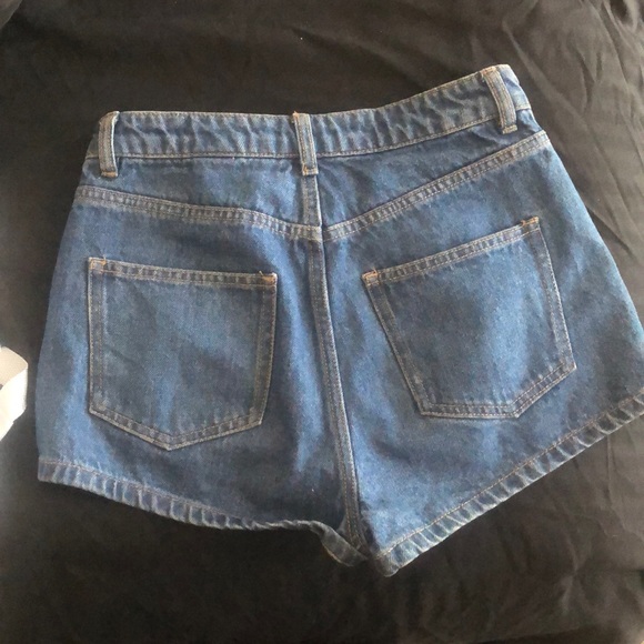 High waisted Flowered shorts - Picture 2 of 2